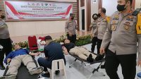 Jelang Hari Bhayangkara Ke 76 Antusias Personil Polres Muaro Jambi Ikuti Kegiatan Donor Darah*