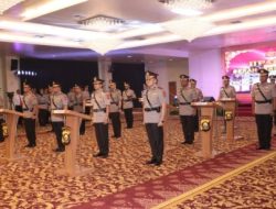 Kapolda Sumatera Selatan Rahmat Wibowo melantik 6 Kapolres dan Pejabat Utama Polda Sumsel