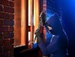 Polisi Ringkus Maling Mobil Yang Bobol Rumah Kosong Di Kebayoran Baru